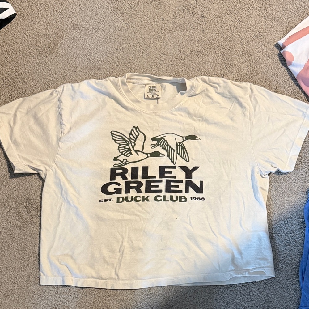 Comfort Colors Cream Graphic Tee